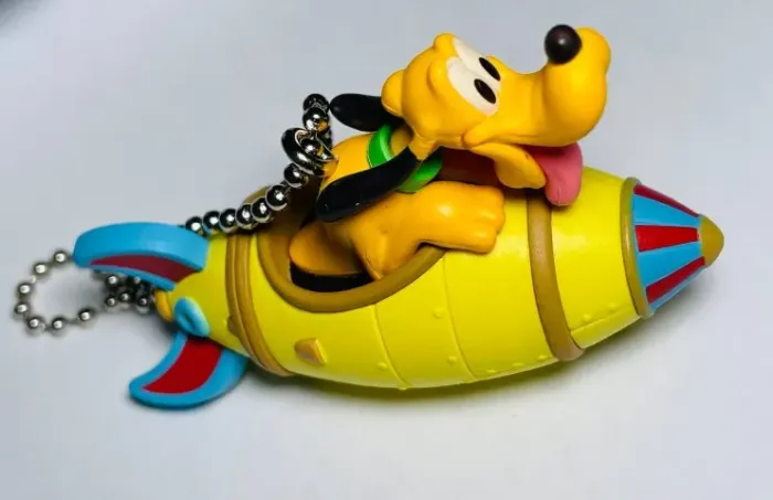 Disney Tokyo - miniatura do Pluto (PVC) altura 4 cm - p/ fãs da Disney Japão - boneco