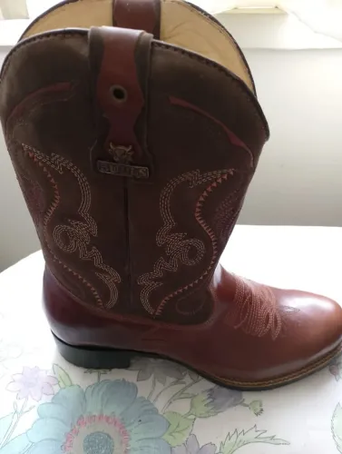 BOTA MASCULINA DE COURO Nº 39 - MARCA BULLS