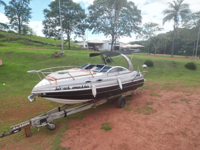 Lancha Evolve 270 ano 2012 
