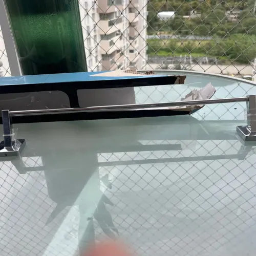 Suporte para Toalha de Banho em Aço Inox