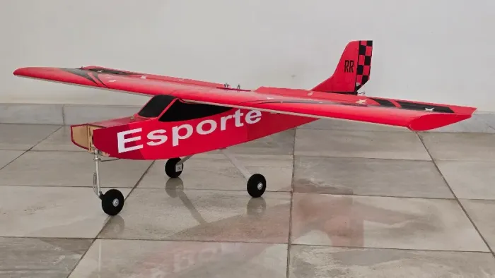 Aeromodelo treinador
