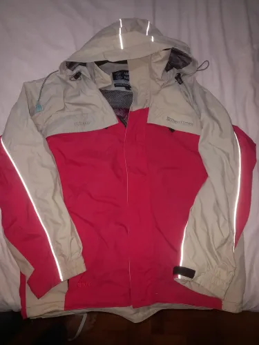 Blusa para montanhismo tamanho P usada