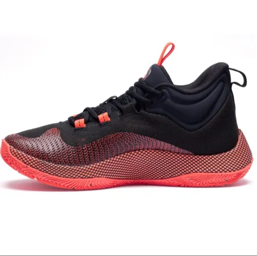 Tênis Under Armour - Design Moderno e Conforto Superior