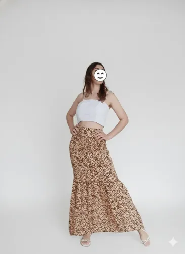 Saia de animal print oncinha 