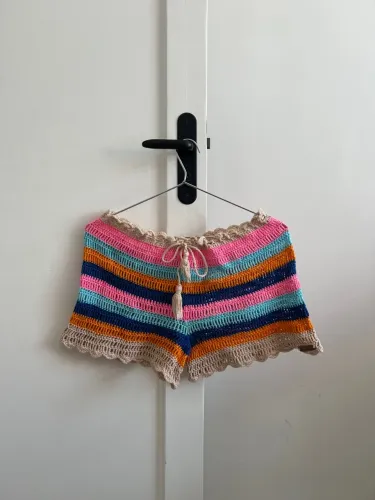 Short de Crochê Colorido - Estilo Boho Chic