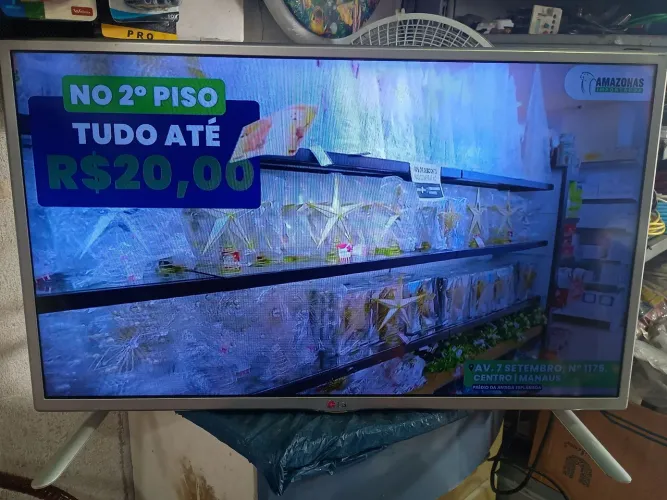 TV LG LED 32" HD (controle remoto incluso)