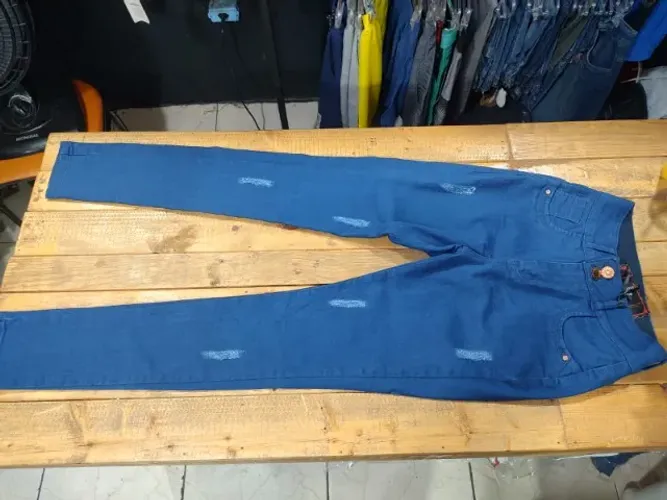 ROMANY JEANS TAMANHO; 40 VALOR; 60,00