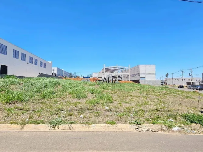 Terreno industrial à venda, 1.981 m² por R$ 900.000 - Europark Comercial - Indaiatuba/SP