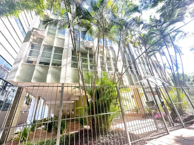Consultório com recepção, 2 banhos, 2 salas, 36,93 m² Privativos, Moinhos de Vento, Porto 