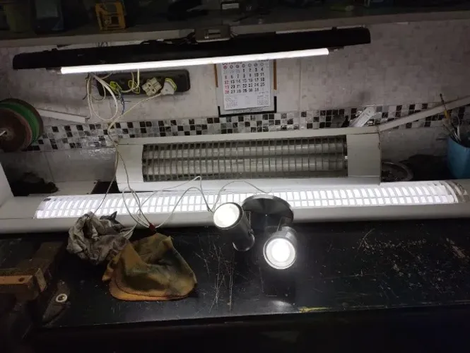 18 peças de luminárias e spot de led's variados