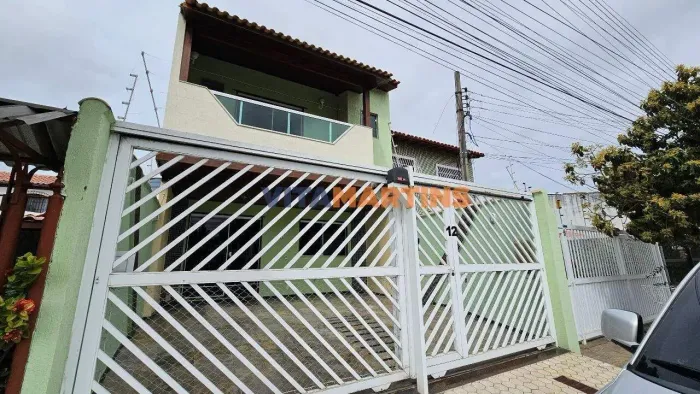 Casa com 4 quartos (todos suíte) para aluguel fixo por R$4.700 no Vila Blanche em Cabo Fri