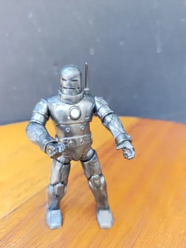 Iron Man Mark I - Marvel Legend Séries 2015 Hasbro Action Figure - Colecionável