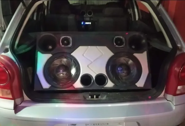 Caixa de Som Automotivo Completo 