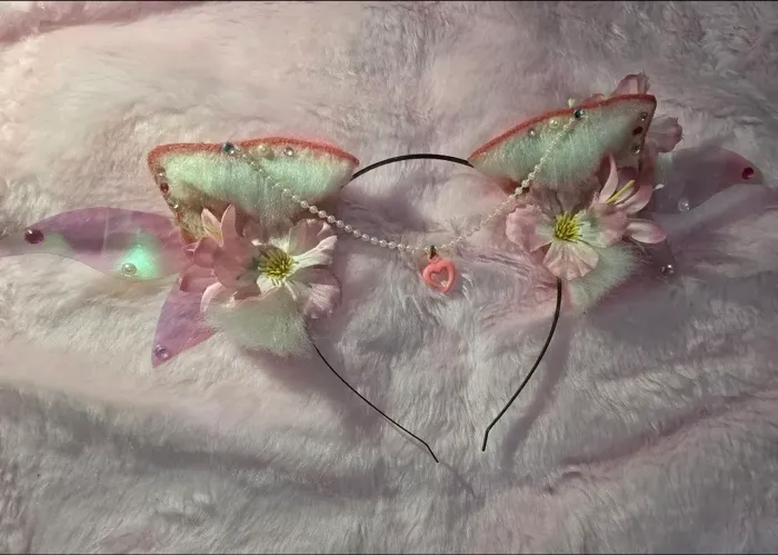 Tiara Orelhas de Gato da Blood&Cherry