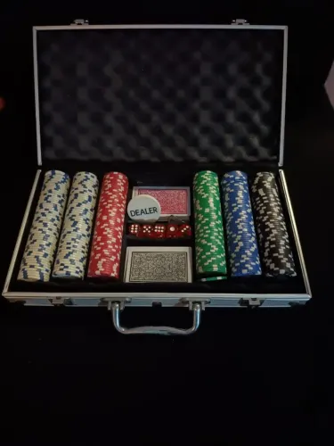 Maleta poker 300 fichas