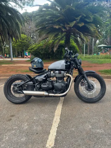 Triumph Bonneville Bobber 1200cc