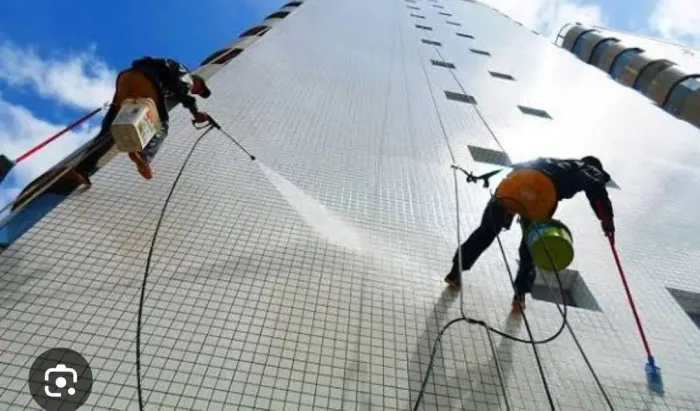 Lavador fachada em altura 