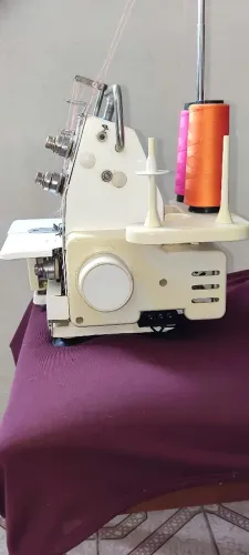 Máquina de Costura Galoneira Portátil<br>Semi-Industrial.