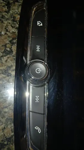 Tela Multimídia Gm Tracker Onix */2025 (Usado) 