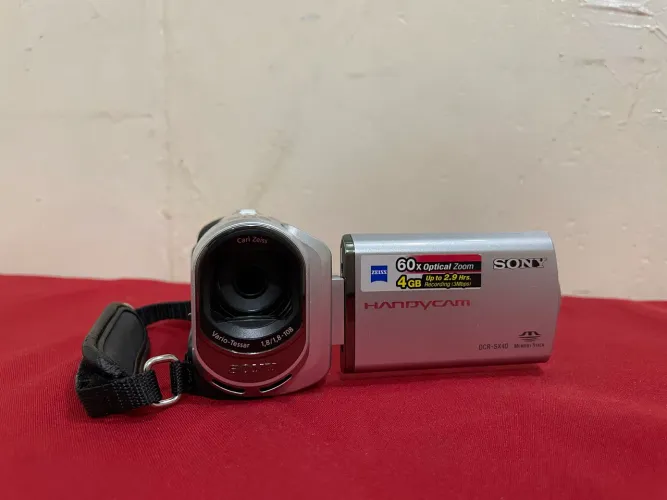 Filmadora Sony Handycam DCR-SX40