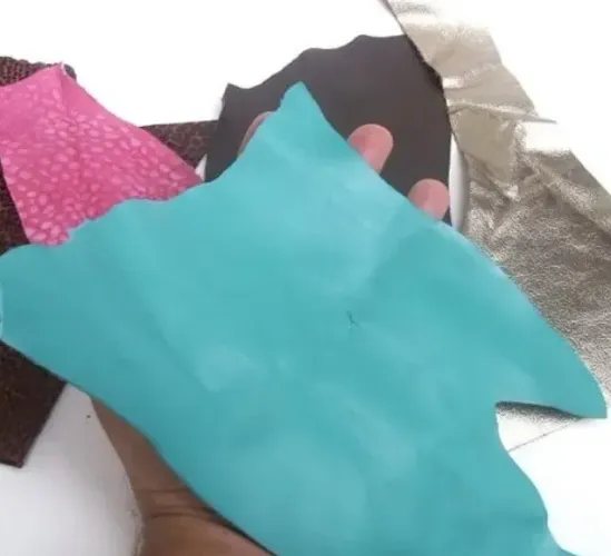 2kg Retalhos Médios Couro Legítimo Diversos Tipos e Cores