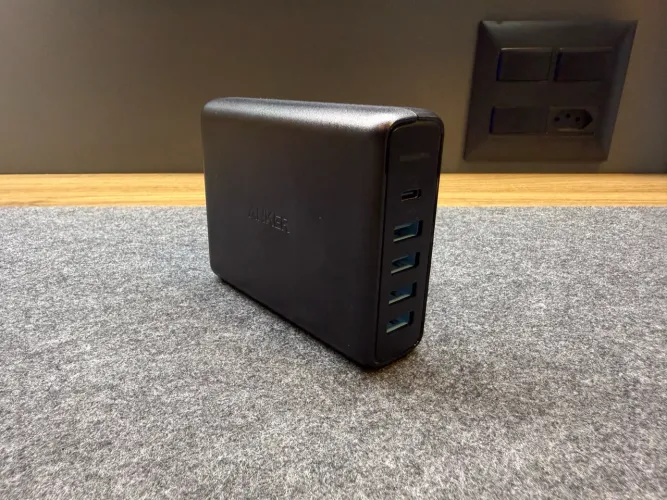 Carregador Anker - 60W - 5 Portas 