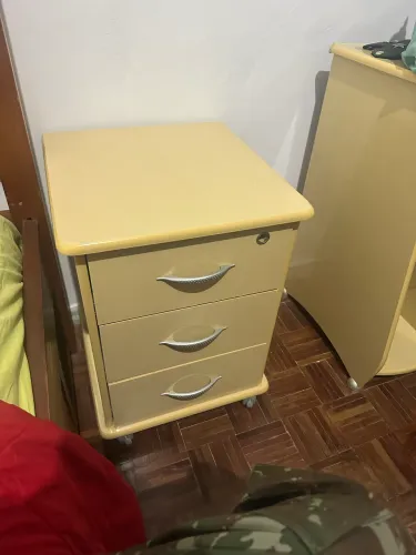 Vendo mesa de escritório mais gaveteiro volante
