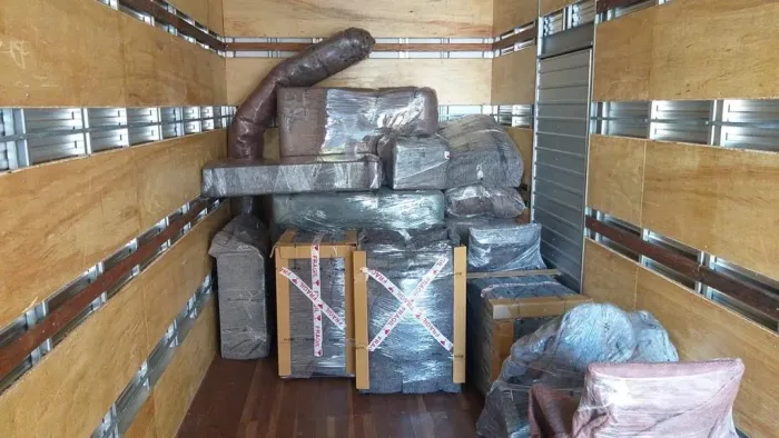 Preciso de um ajudante para trabalhar uma diária amanhã, leia o anuncio 