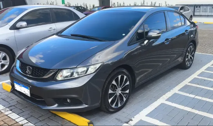 Honda Civic Sedan LXR 2.0 Flexone 16V Aut. 4P 2016