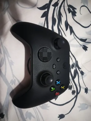 VENDO CONTROLE DE XBOX USADO POUCAS VEZES