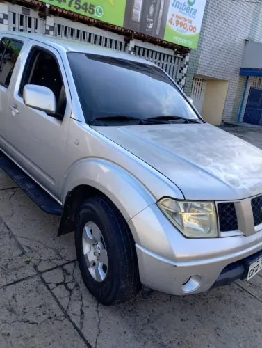 Nissan Frontier XE CD 4X4 2.5 TB Diesel 2013