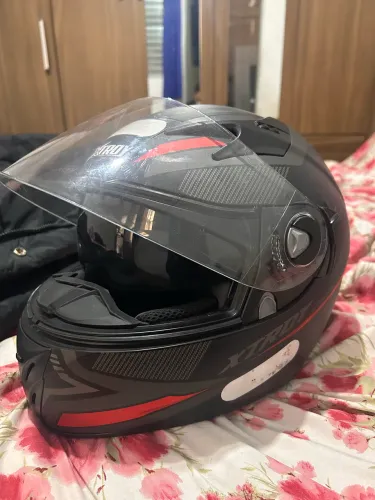 Capacete com óculos interno XTROY HELMETS