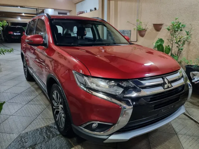 Mitsubishi Outlander 2.0 16V 160cv Aut. 2016