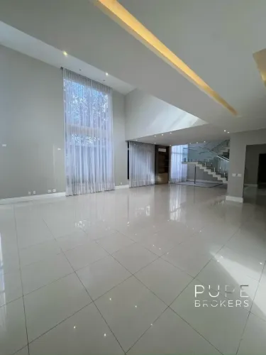 Jardim Europa - 900m2 - 05 suítes - Casa Duplex semi mobiliada na Ponta Negra - Vendo ou A
