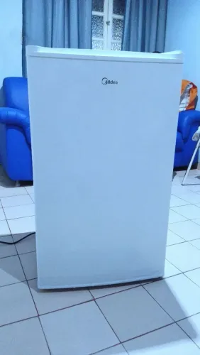 Frigobar 130 LTS lindo Sup Novo, perfeito..R$750,00 - *