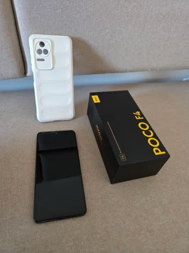 Poco F4 - 256gb - 8gb RAM - Snapdragon 870