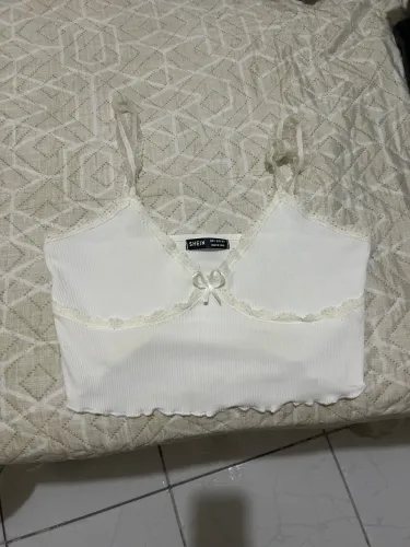 Blusa Coquette Branca Rendada
