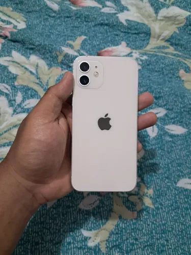 Iphone 12,128gb bastante conservado, ótimo para uso do dia dia