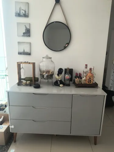 Cômoda excelente , em perfeito estado!!