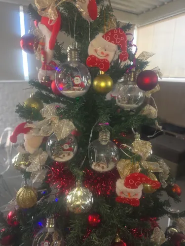 Árvore de Natal 1,80 cm completa