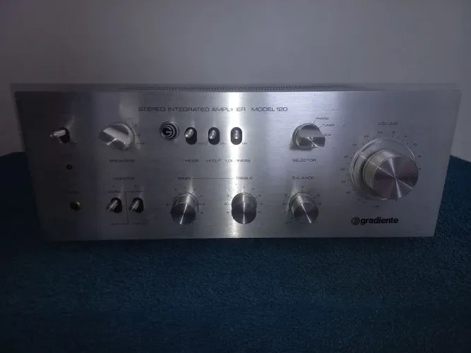 Amplificador gradiente model 120