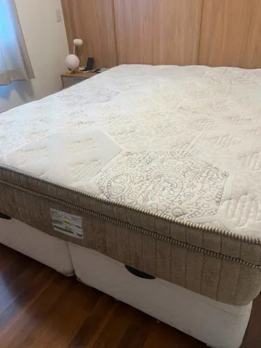 Colchão Queen Probel Guarda Costas Supremo 158x198x34 Usado (somente o colchão)