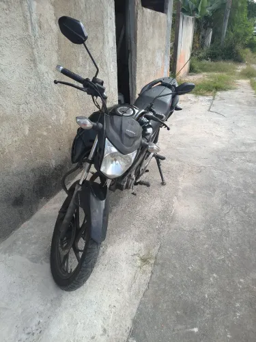 Vendo moto fan 160 modelo 21/22