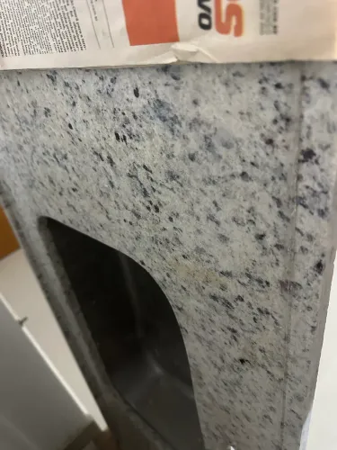 Bancada de de granito com pia