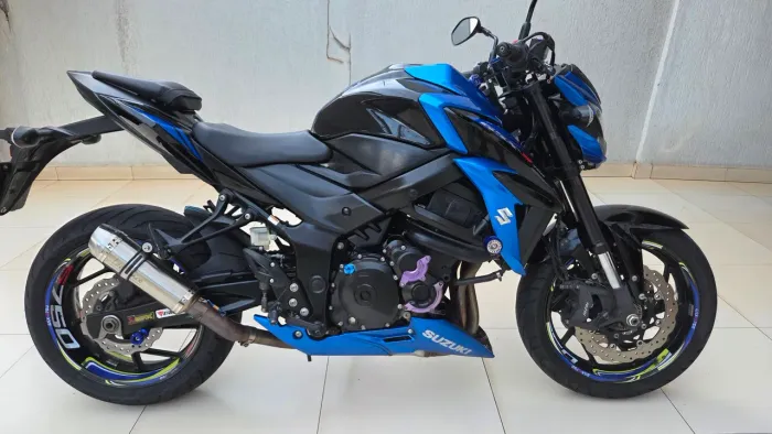 Suzuki gsx s 750 2020