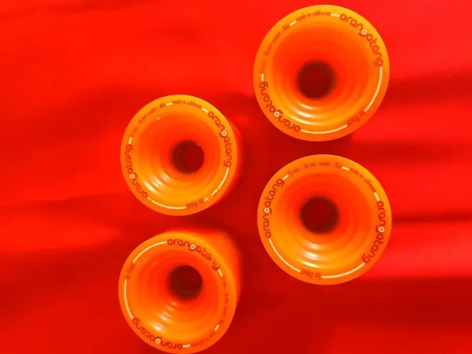 *RODAS ORANGATANG IN HEAT 75MM 80A - LARANJA*