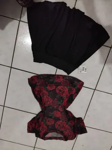 Lote + de 100 peças roupas novas semi novas e usadas bazar ou brechó zap *