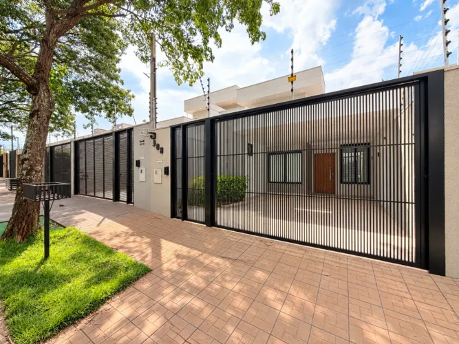 Casa para alugar em Maringá, Jardim Império do Sol, com 3 quartos, com 104.69 m²