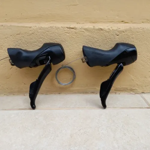 Trocador STI Shimano Tiagra RS405 Hidráulico 2 x 10 Velocidades