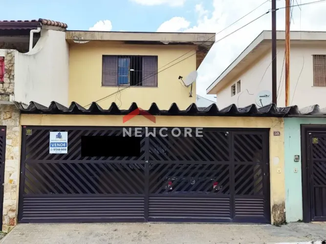 Sobrado em Rua Padre Cícero - Piraporinha - Diadema/SP